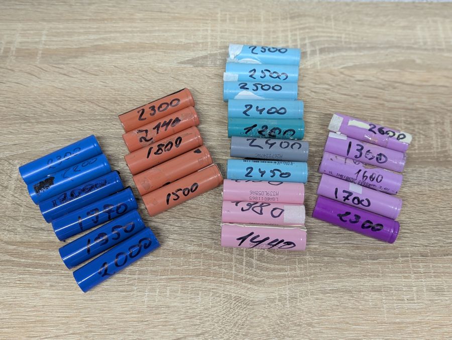Б/В Акумуляторні батареї 2500ma 18650 (банки 18650) 3.6V