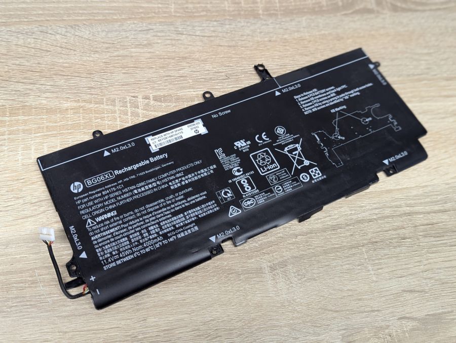 Б/В Оригінальна акумуляторна батарея HP BG06XL
