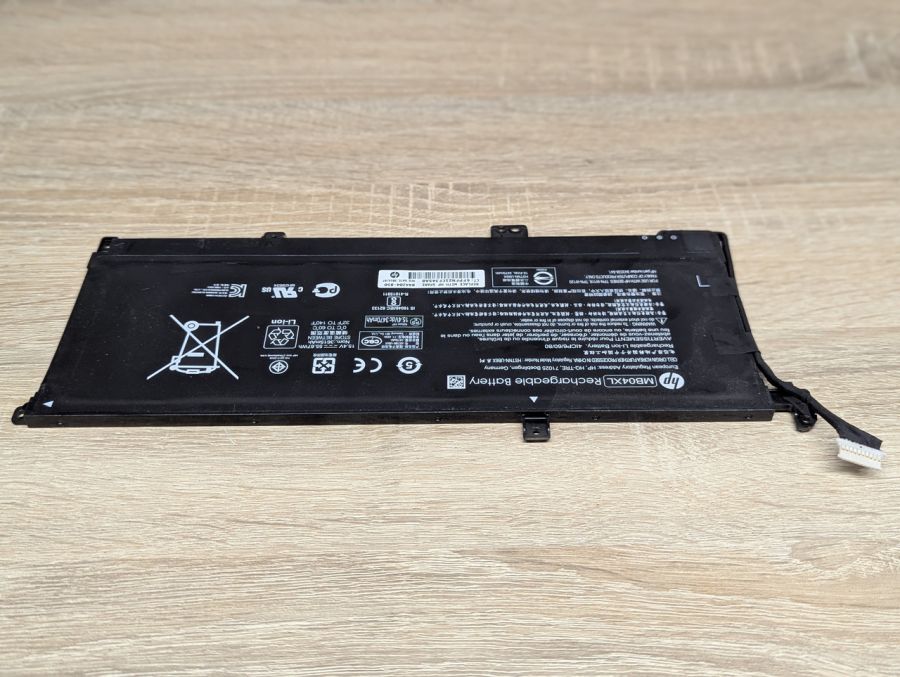 Б/В Оригінальна акумуляторна батарея HP MB04XL