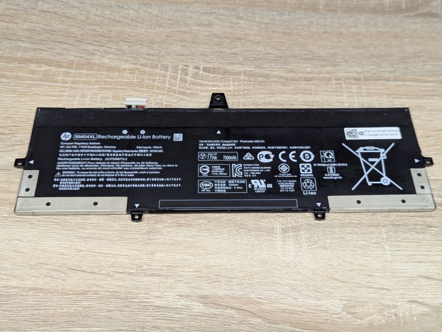 Б/В Оригінальна акумуляторна батарея HP BM04XL [ProductHub SKU BM04XL]