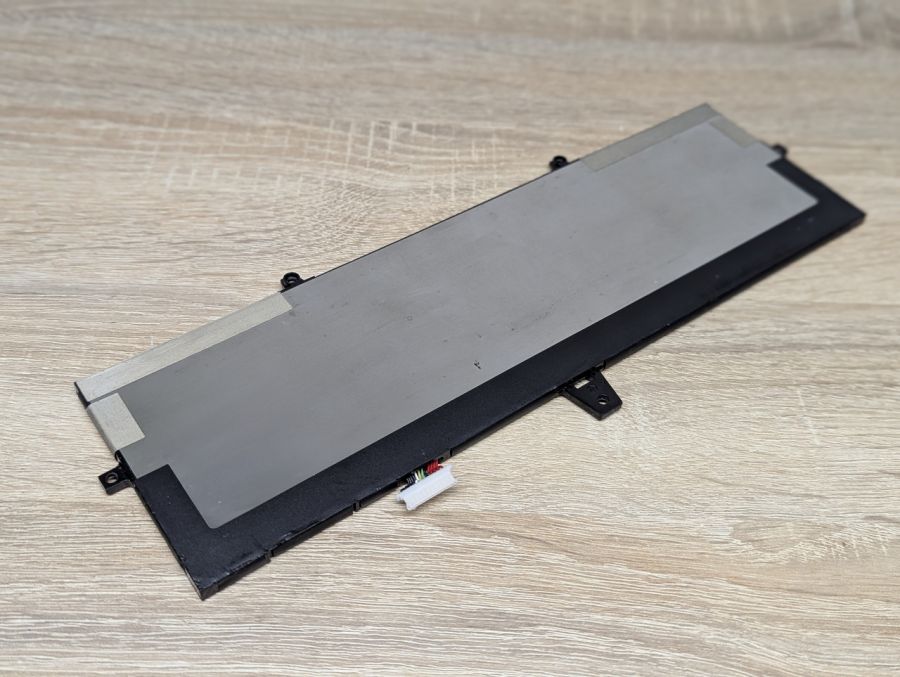 Б/В Оригінальна акумуляторна батарея HP BM04XL [ProductHub SKU BM04XL]