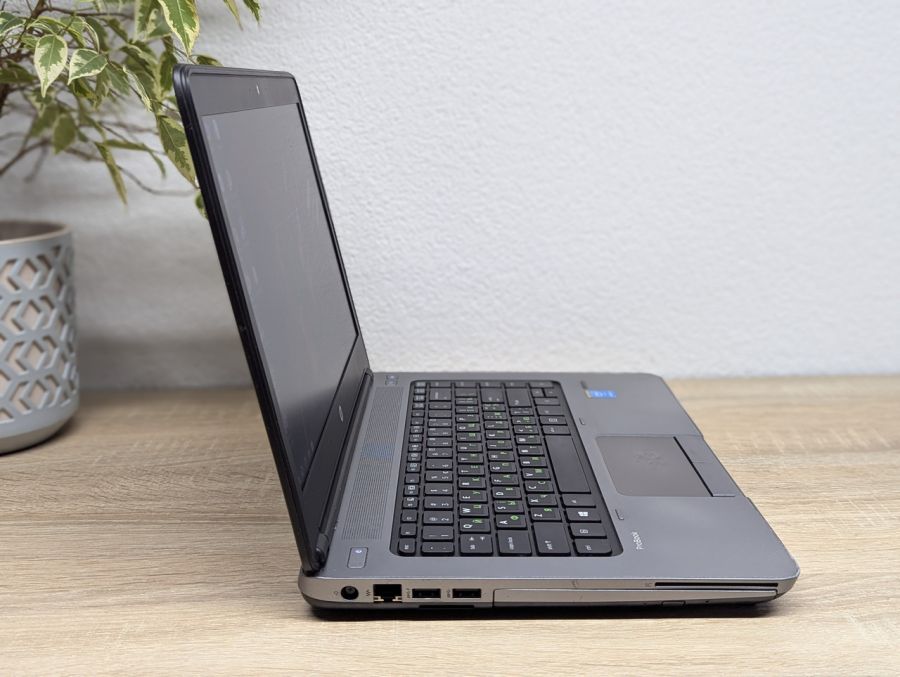 Уцінка! Ноутбук Б/В HP ProBook 640 G1, Intel Core i5-4210M, DDR3 8 GB, SSD 128GB, 14" Full HD