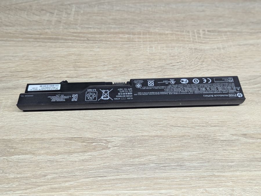 Б/В Оригінальна акумуляторна батарея HP PH06