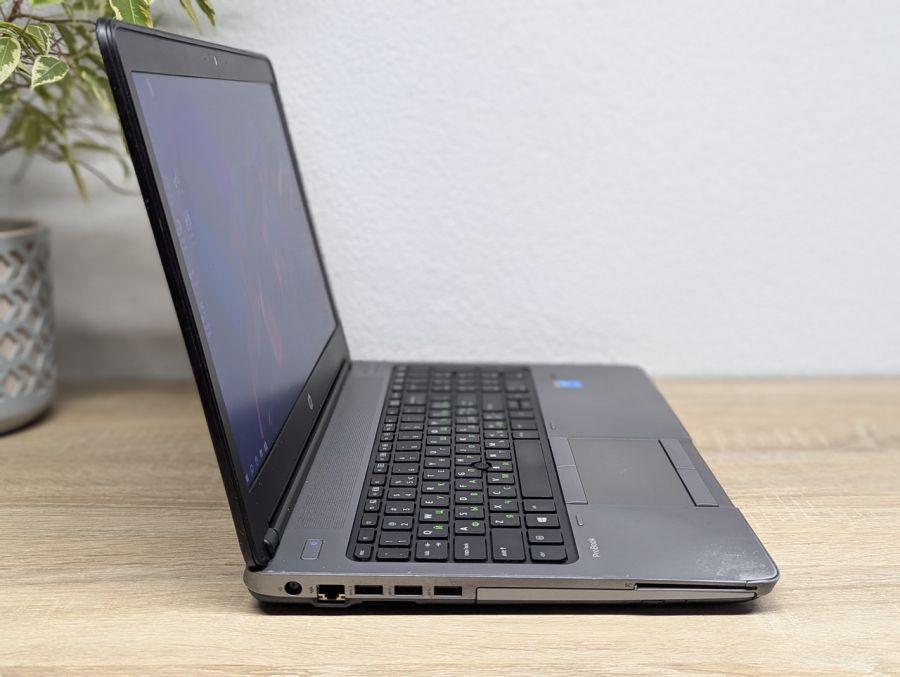 Уцінка! Ноутбук Б/В HP ProBook 650 G1, Intel Core i7-4610M, DDR3 8 GB, SSD 128GB, 15.6" Full HD
