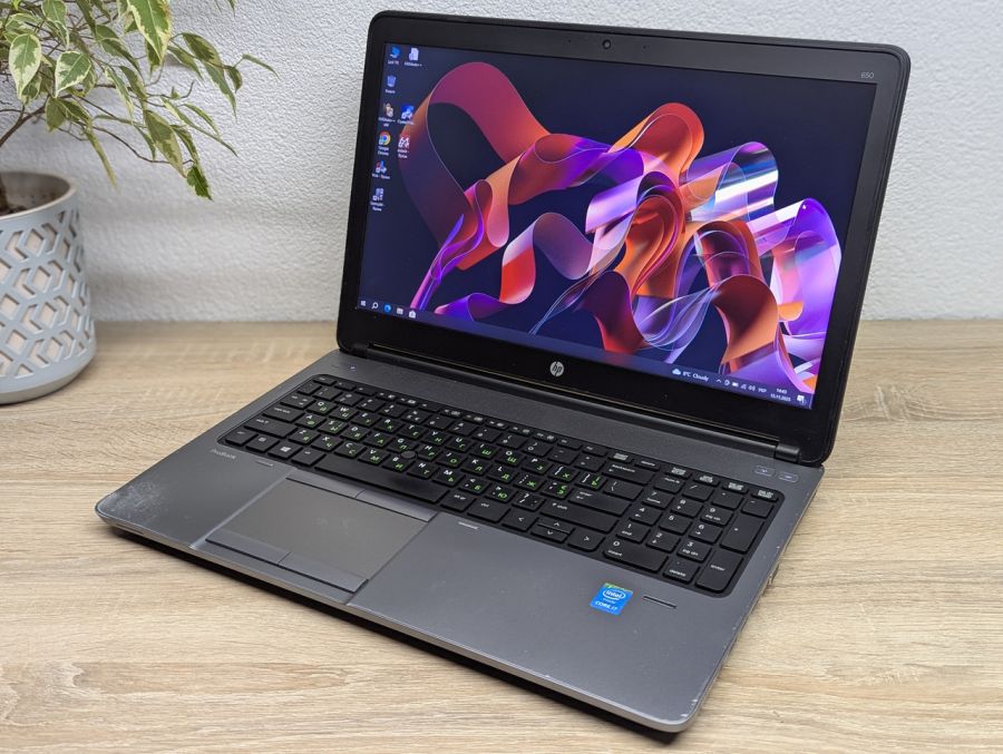 Уцінка! Ноутбук Б/В HP ProBook 650 G1, Intel Core i7-4610M, DDR3 8 GB, SSD 128GB, 15.6" Full HD