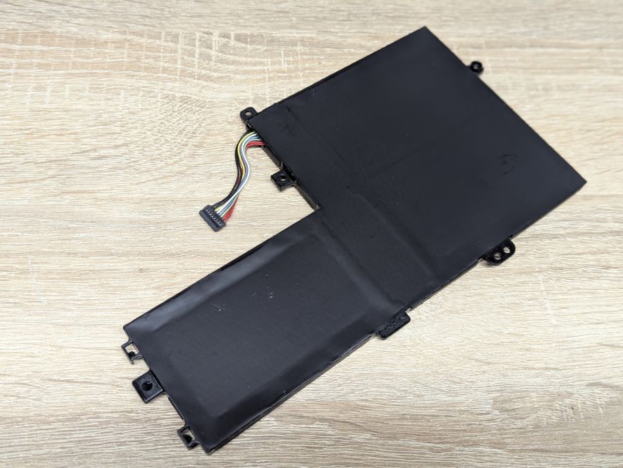 Б/В Оригінальний акумулятор Lenovo L18M3PF7