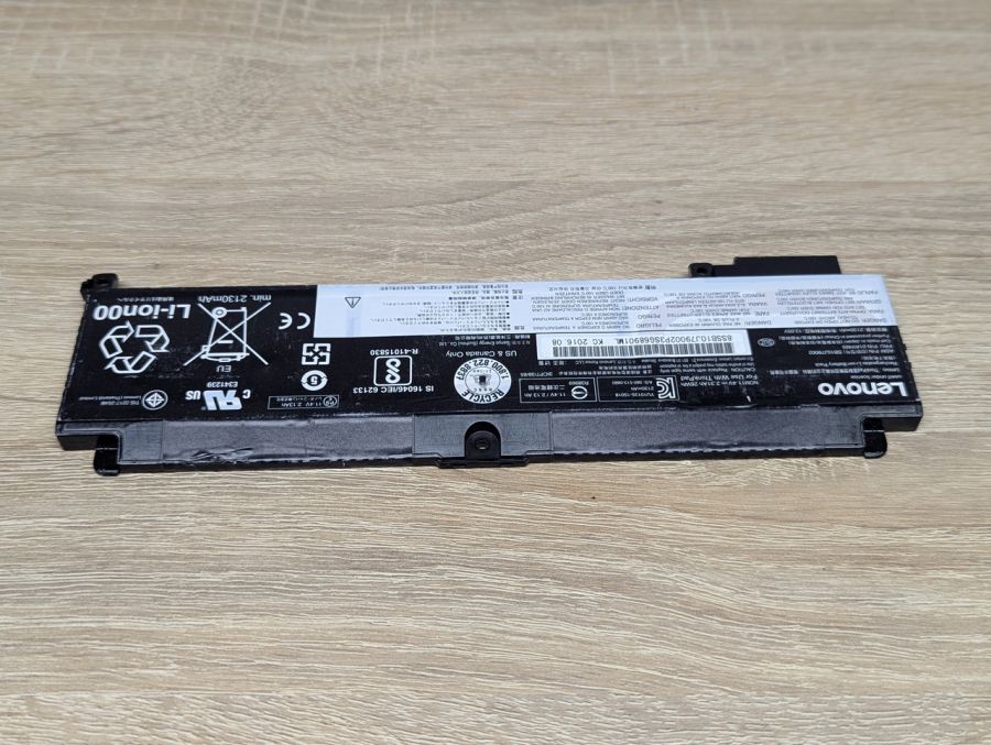 Б/В Оригінальна акумуляторна батарея Lenovo SB10J79002 (01AV405)