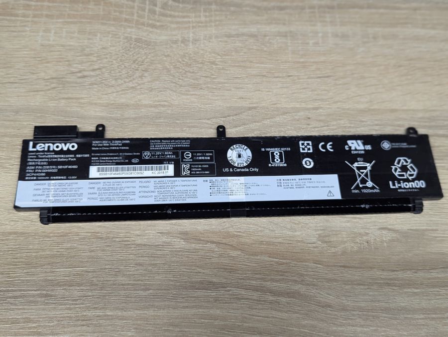 Б/В Оригінальна акумуляторна батарея Lenovo SB10F46460
