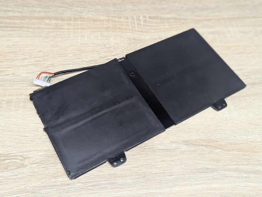 Б/В Оригінальний акумулятор Lenovo L14M4P71