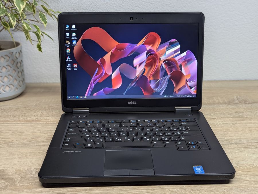 Уцінка! Ноутбук Б/В Dell Latitude E5440, Intel Core i5-4310U, DDR3 8 GB, SSD 128GB, 14" HD