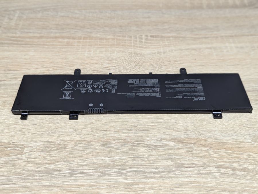 Б/В Оригінальна акумуляторна батарея Asus B31N1632