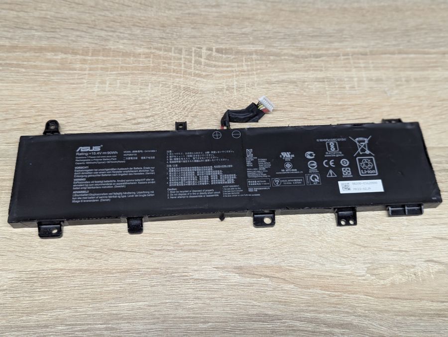 Б/В Оригінальна акумуляторна батарея Asus C41N1906-1