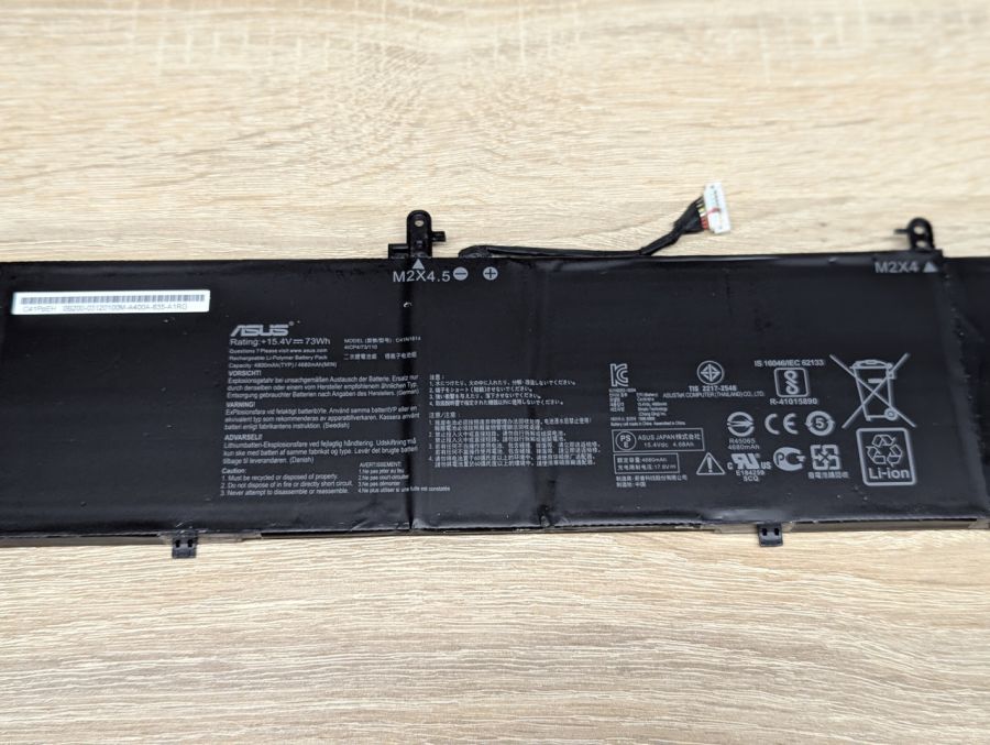 Б/В Оригінальна акумуляторна батарея Asus C41N1814