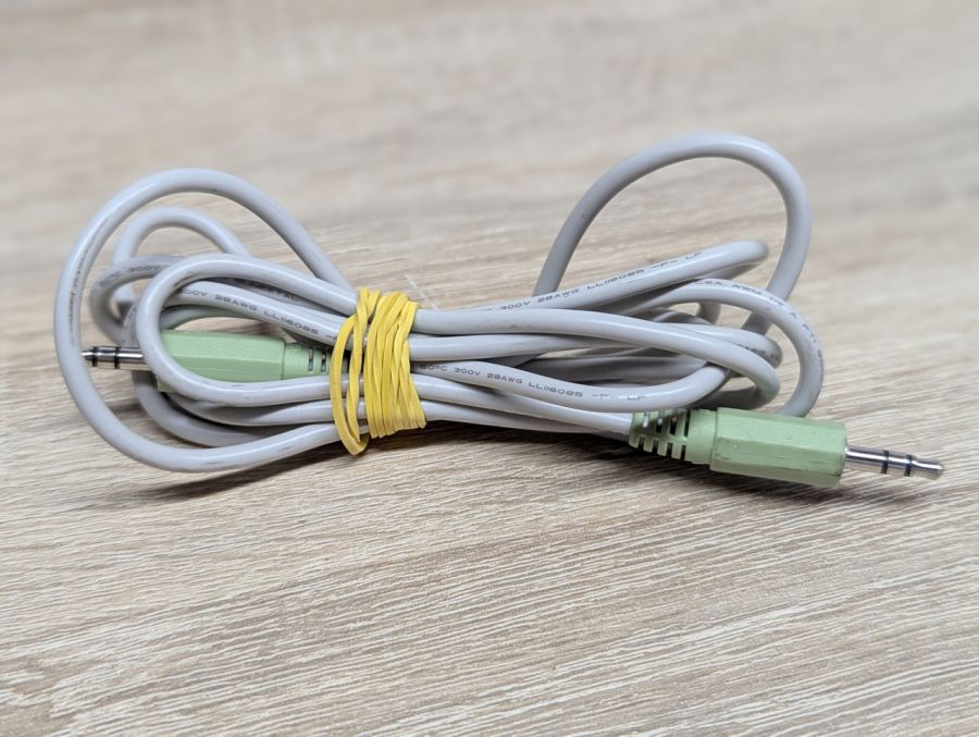 Б/В Кабель перехідник 3.5 мм mini-jack