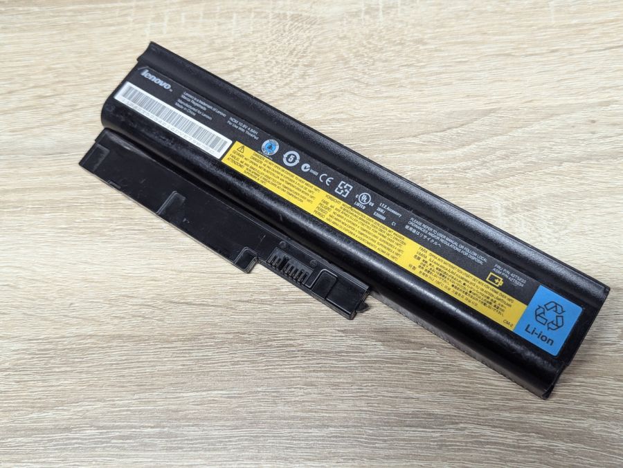 Б/В Оригінальна акумуляторна батарея Lenovo 42T5233 (42T5234)