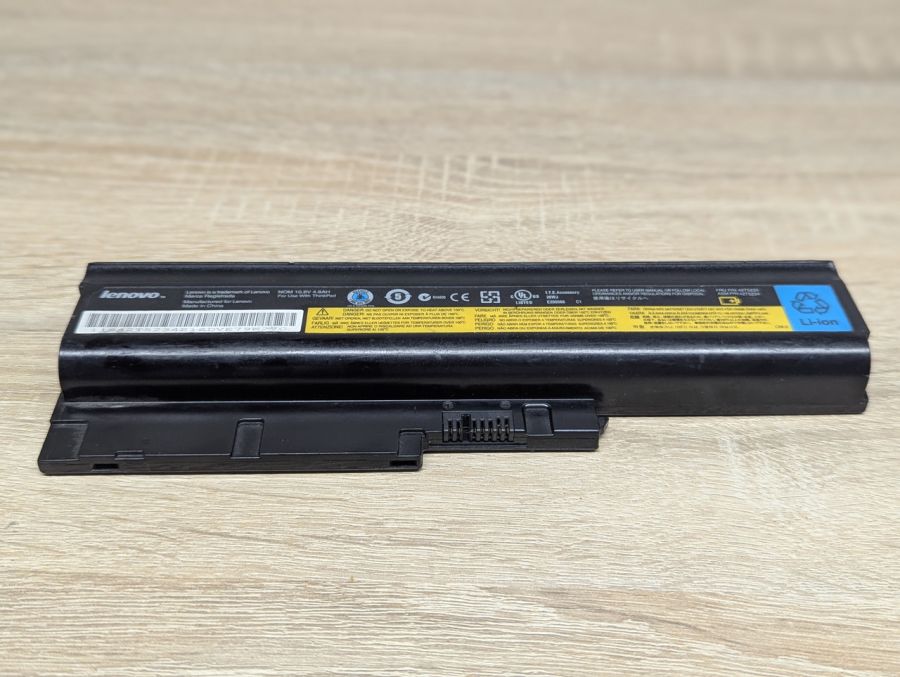 Б/В Оригінальна акумуляторна батарея Lenovo 42T5233 (42T5234)