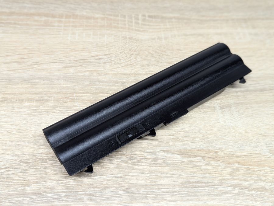 Б/В Оригінальна акумуляторна батарея Lenovo 42T4848,42T4758 [ProductHub SKU 42T4848]
