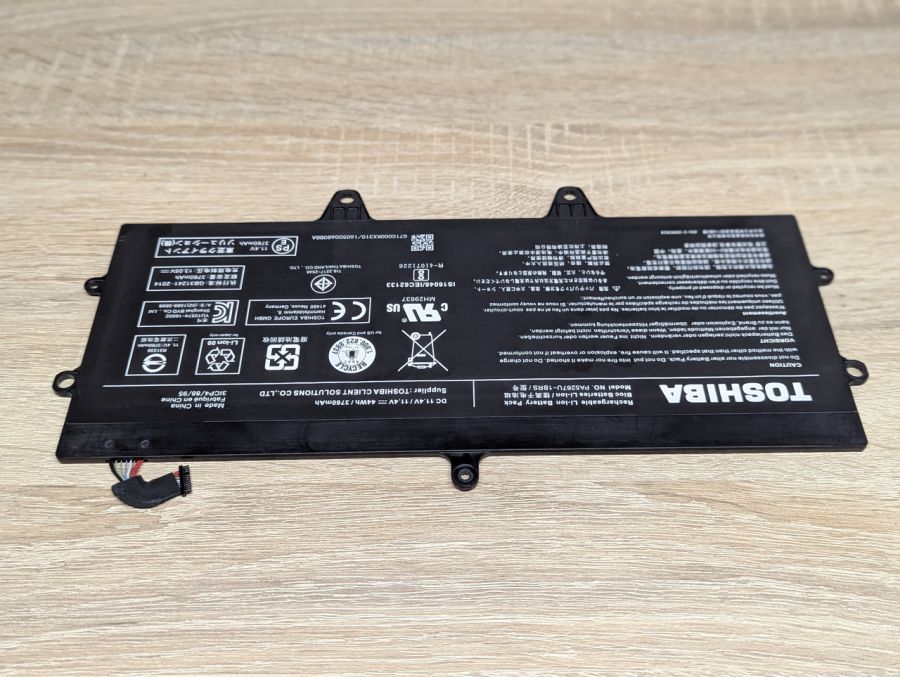 Б/В Оригінальна акумуляторна батарея Toshiba PA5267U-1BRS