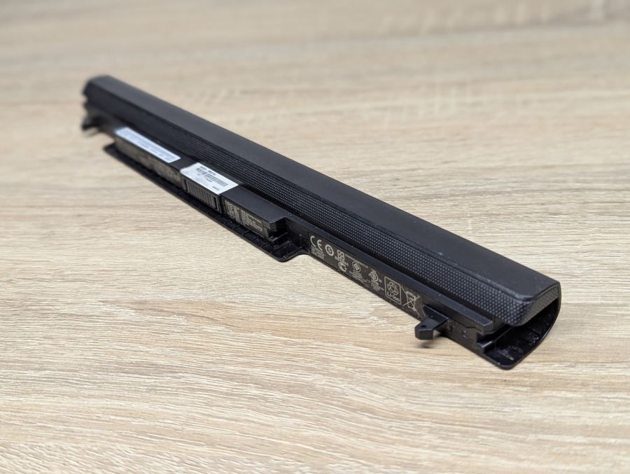 Б/В Оригінальна акумуляторна батарея Asus A41-K56