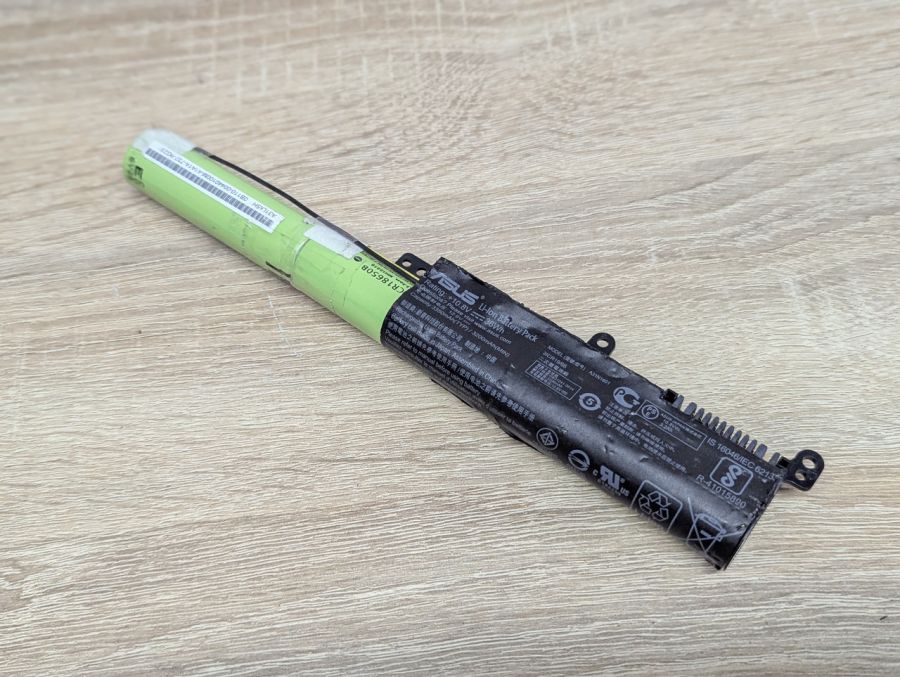 Б/В Оригінальна акумуляторна батарея Asus A31N1601