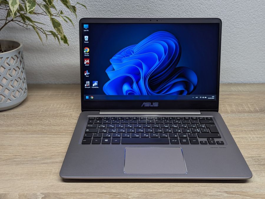 Ноутбук Б/В ASUS Zenbook 14 UX410UAR, Intel Core i7-8550U, DDR4 12 GB, SSD 256GB, 14" Full HD
