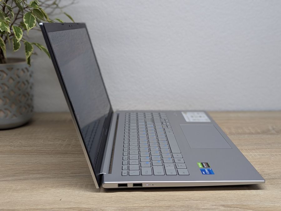 Ноутбук Б/В ASUS Vivobook Pro 15 K3500P, Intel Core i5-11300H, DDR4 8 GB, SSD 1TB, NVIDIA GeForce RTX 3050, 15" Full HD