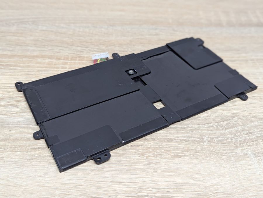 Б/В Оригінальна акумуляторна батарея HP DA02XL