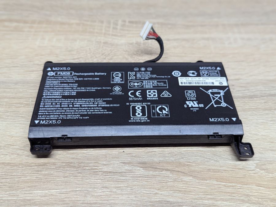 Б/В Оригінальна акумуляторна батарея HP FM08