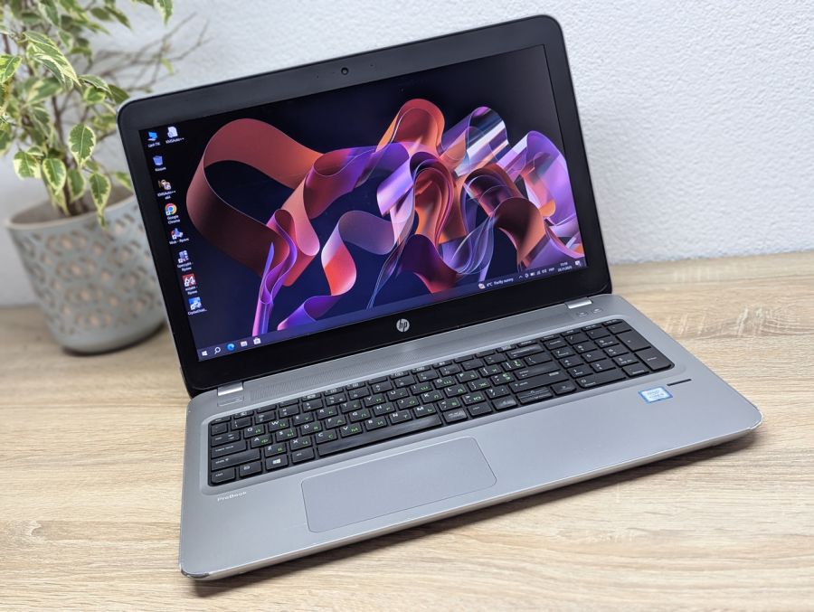 Уцінка! Ноутбук Б/В HP ProBook 450 G4, Intel Core i5-7200U, DDR4 8 GB, SSD 128GB, 15.6" Full HD