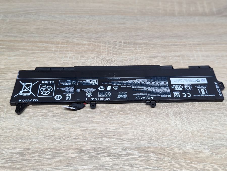 Б/В Оригінальна акумуляторна батарея HP CC03XL