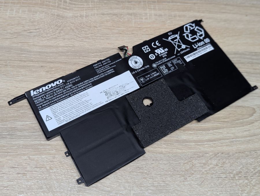 Б/В Оригінальна акумуляторна батарея Lenovo 45N1702