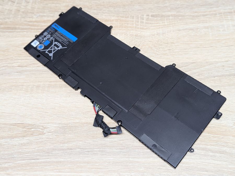 Б/В Оригінальна акумуляторна батарея Dell Y9N00 [ProductHub SKU Y9N00]
