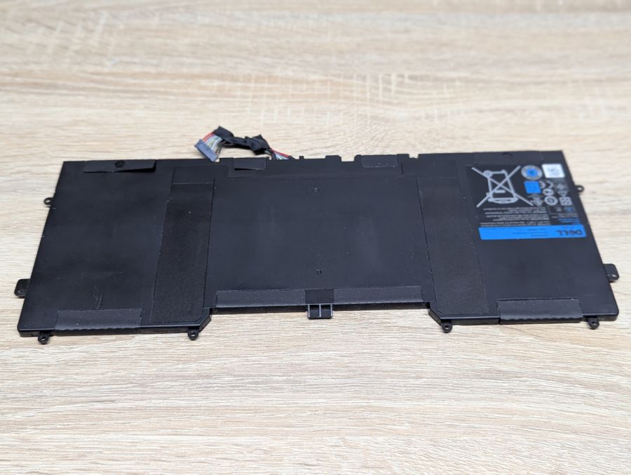 Б/В Оригінальна акумуляторна батарея Dell Y9N00 [ProductHub SKU Y9N00]