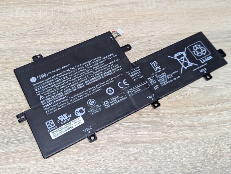 Б/В Оригінальна акумуляторна батарея HP TR03XL