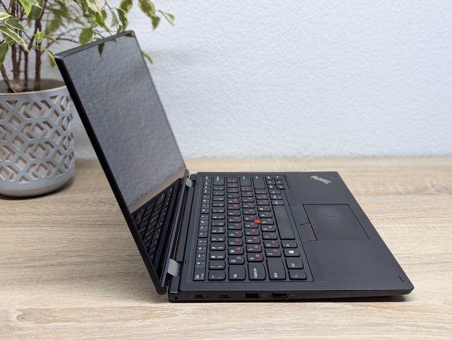 Ноутбук Б/В Lenovo ThinkPad L390 Yoga, Intel Core i5-8265U, DDR4, SSD 256GB, 13" Full HD Сенсор