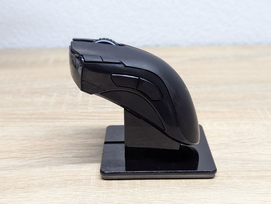 Новий Ігрова миша Razer Mamba Wireless на підставці