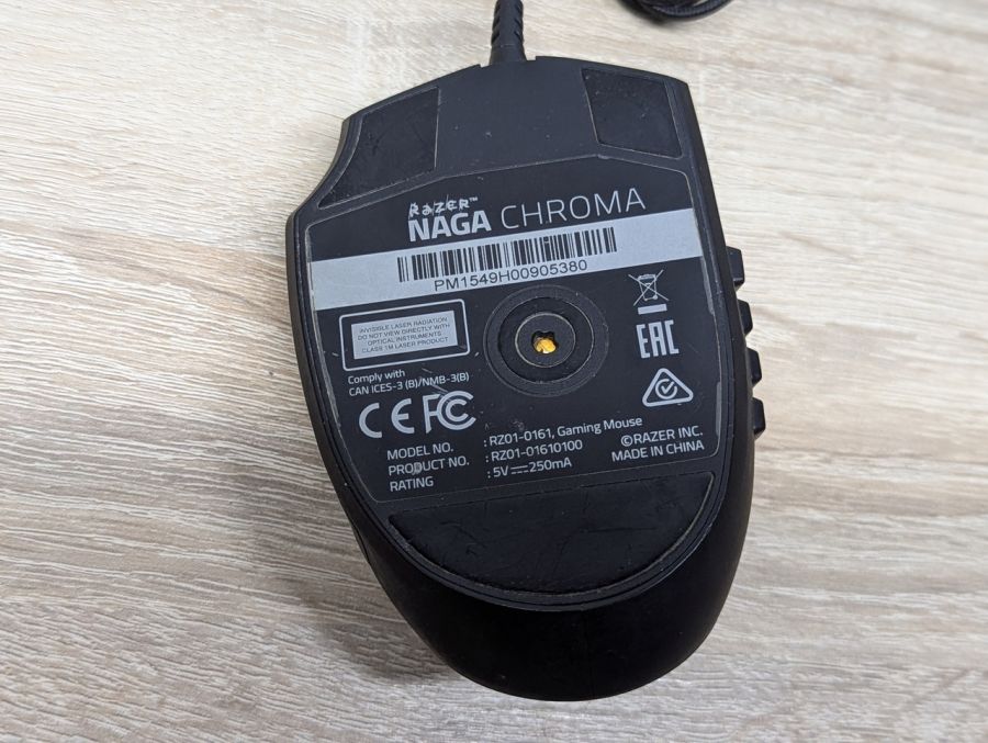 Новий Дротова ігрова миша Razer Naga Chroma RZ01-0161