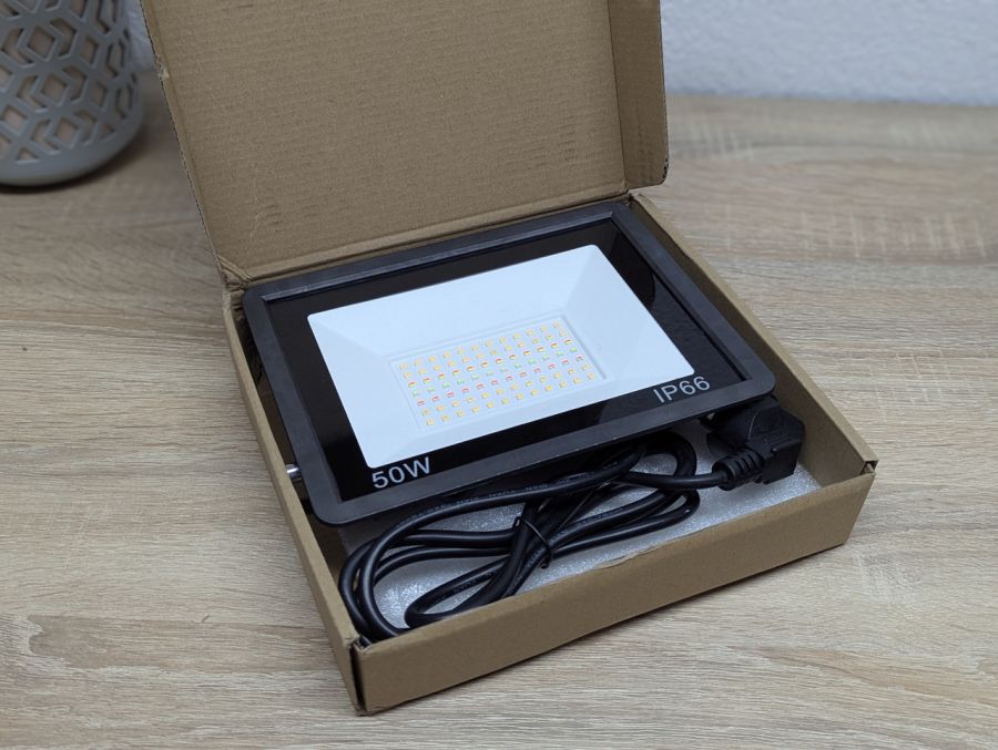 Новий Світлодіодний прожектор QP-001 50W