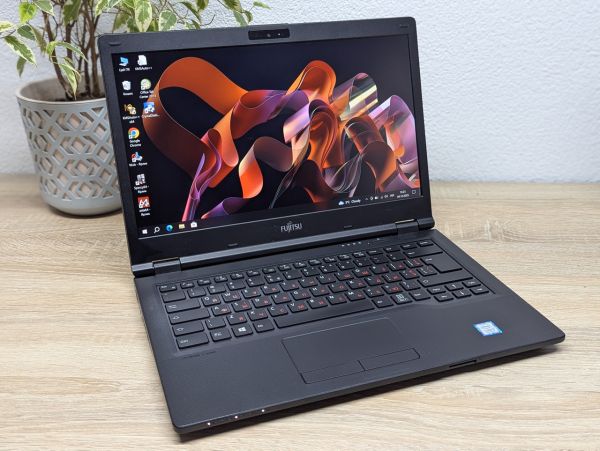 Ноутбук Б/В Fujitsu LifeBook E548, Intel Core i5-8250U, DDR4 16 GB, SSD 256GB, 14" Full HD [ProductHub SKU F220]