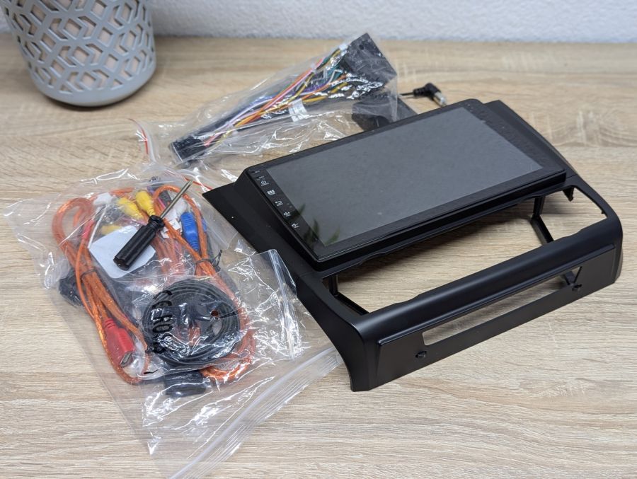 Новий Android магнітола CarPlay Toyota Hilux (2004-2016)