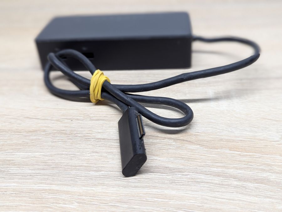 Б/В Док-станція Microsoft Surface Dock 1661