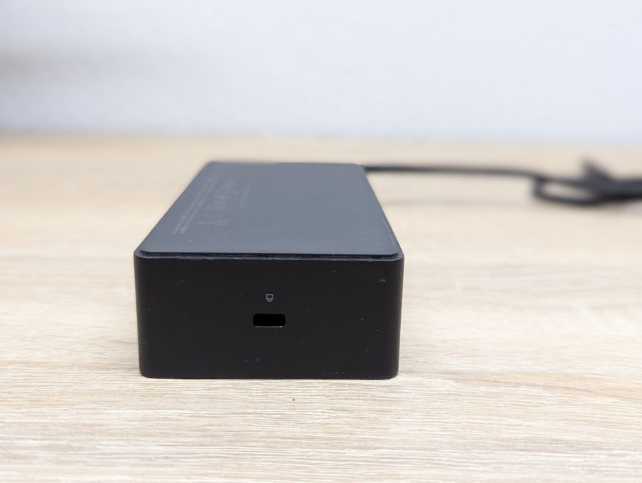 Б/В Док-станція Microsoft Surface Dock 1661