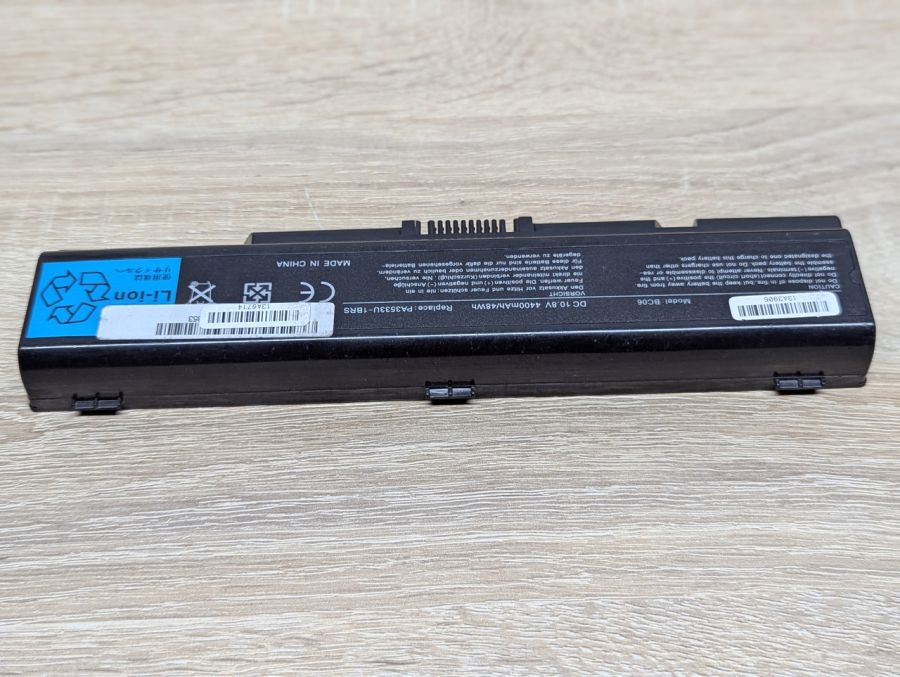 Б/В Аккумуляторна батарея Toshiba PA3533U-1BRS