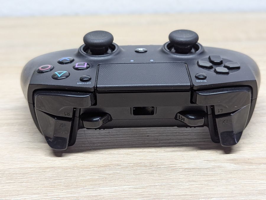 Б/В Ігровий контролер Razer Raiju RZ06-0197
