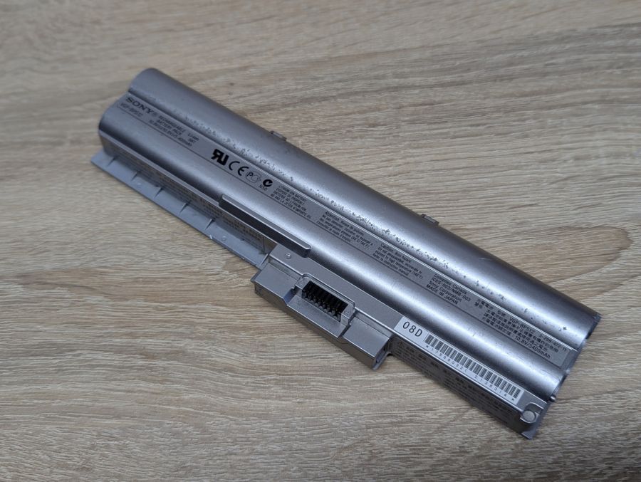 Б/В Оригінальна акумуляторна батарея Sony VGP-BPS12