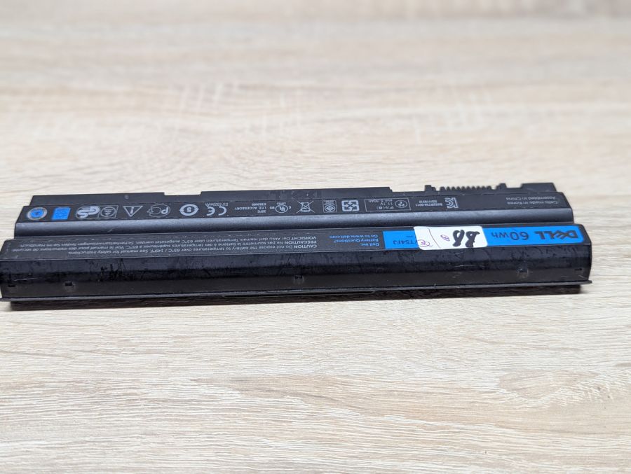 Б/В Оригінальна акумуляторна батарея Dell T54FJ