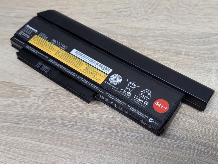 Б/В Оригінальна акумуляторна батарея Lenovo 45N1029 (45n1028)