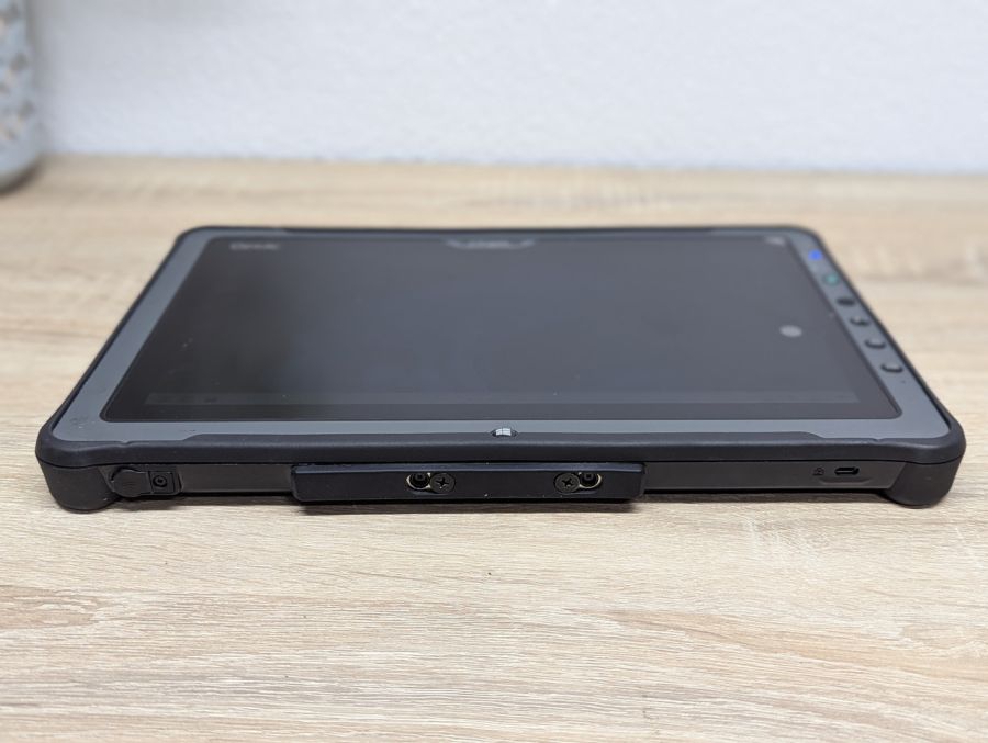Ноутбук Б/В Getac F110 G4, Intel Core i7-7600U, DDR4 16 GB, SSD 256GB, 11.6" HD
