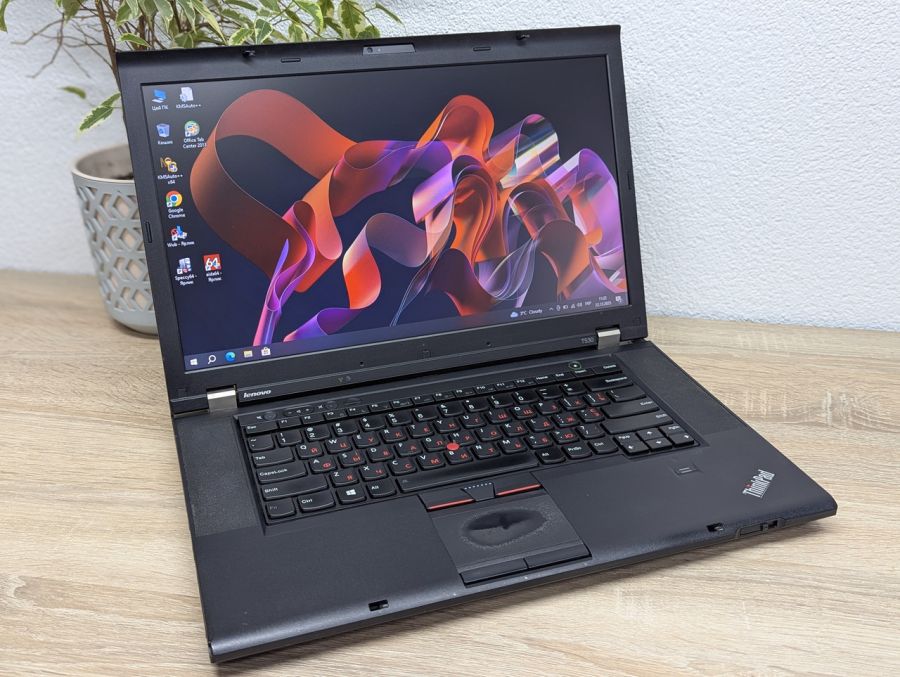 Уцінка! Ноутбук Б/В Lenovo T530, Intel Core i5-3210M, DDR3 8 GB, SSD 128GB, 15.6" HD