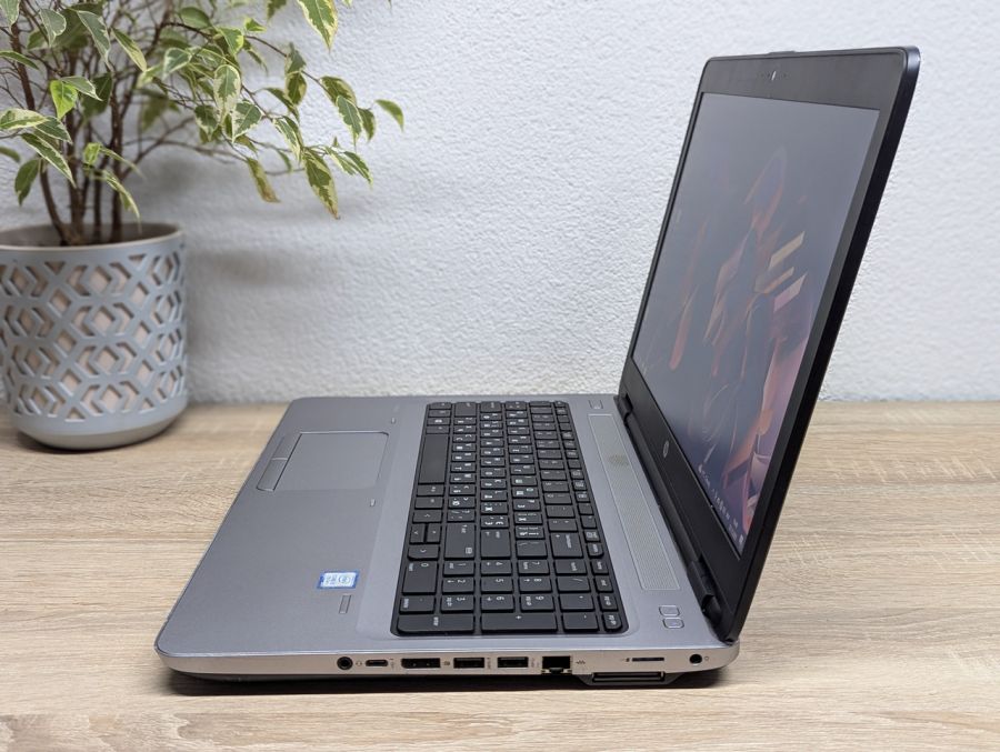 Ноутбук Б/В HP ProBook 650 G3, Intel Core i5-7300U, DDR4 8 GB, SSD 128GB, 15.6" HD